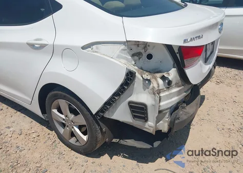2013 Hyundai Elantra Gls from USA, damaged, VIN 5NPDH4AE4DH392565